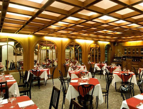 Universo Aparthotel 3*